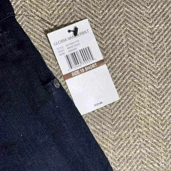 NWT THE ORIGINAL AMANDA JEAN 18 SHORT WOMEN DARK CLASSIC FIT TAPER LEG MIDRISE - Picture 2 of 7